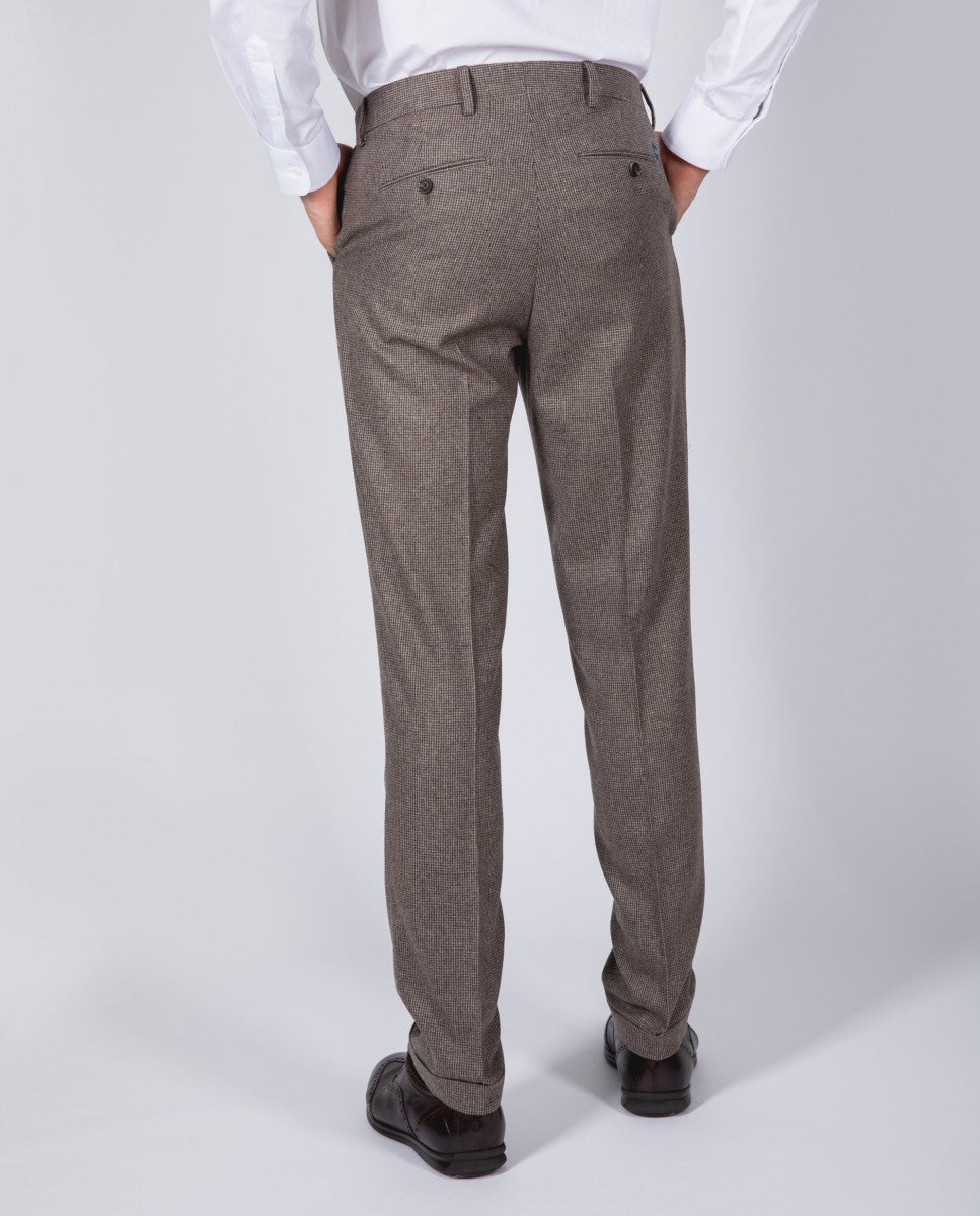 Calças Clássicas Soft Slim em Castanho Escuro