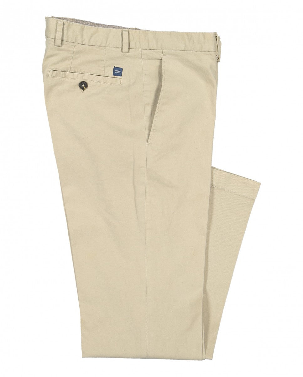 Calças Chinos Soft Slim em Cor de Areia Escuro