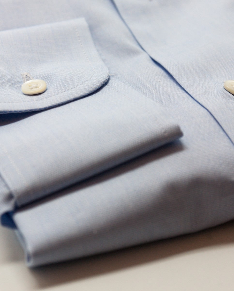 Camisa Clássica 100% Algodão em Azul Claro